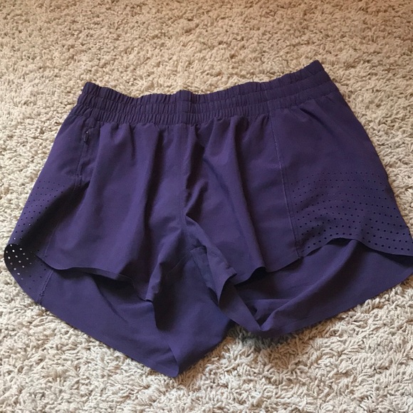 Athleta hustle shorts 3 inch inseam - Picture 1 of 5